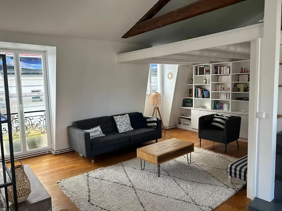 Appartement Sur Les Toits De Paris Vue Tour Eiffel 4 Chambres